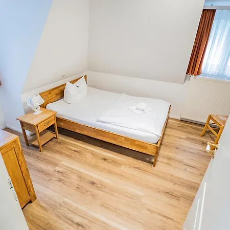 Hotel Waldhalle-2